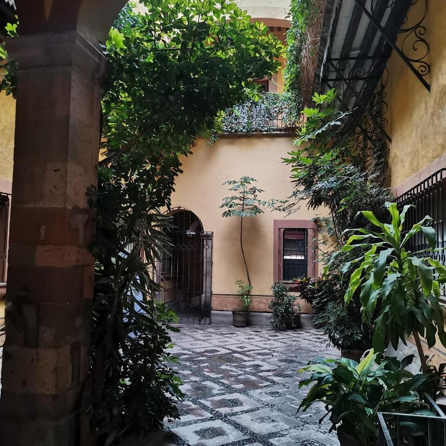 Cuarto Panchito ***Centro Historico*** Apartment Queretaro Bagian luar foto