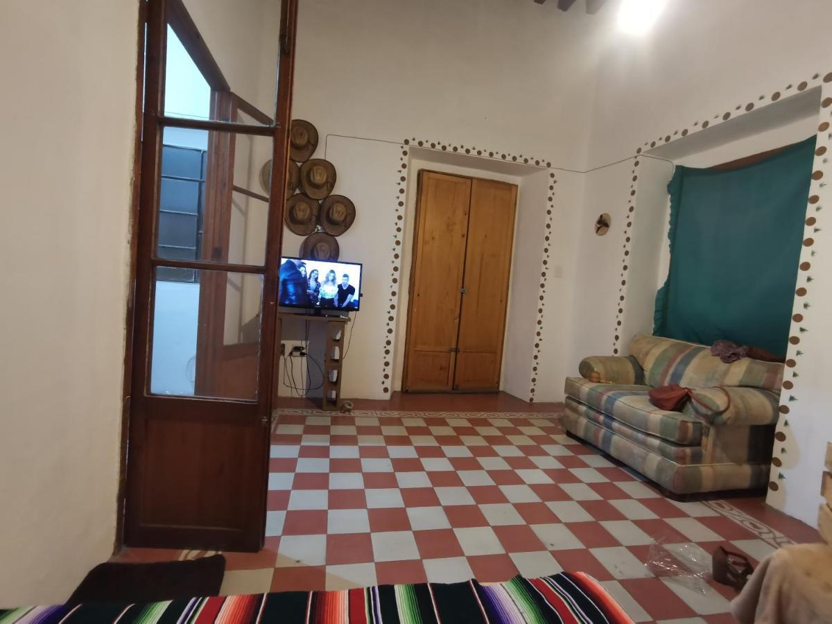 Cuarto Panchito ***Centro Historico*** Apartment Queretaro Bagian luar foto