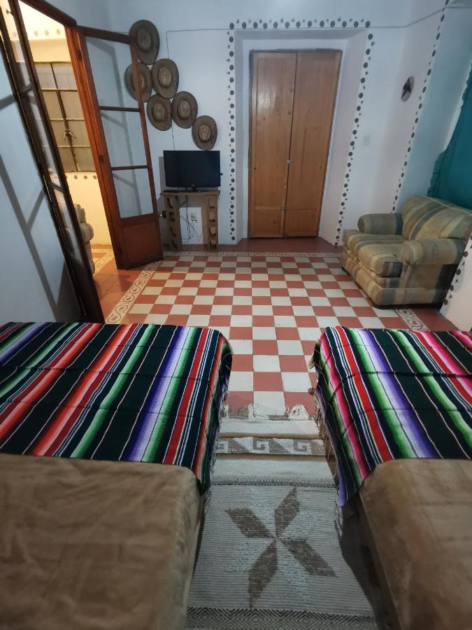 Cuarto Panchito ***Centro Historico*** Apartment Queretaro Bagian luar foto