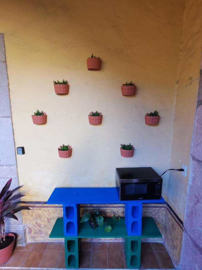 Cuarto Panchito ***Centro Historico*** Apartment Queretaro Bagian luar foto