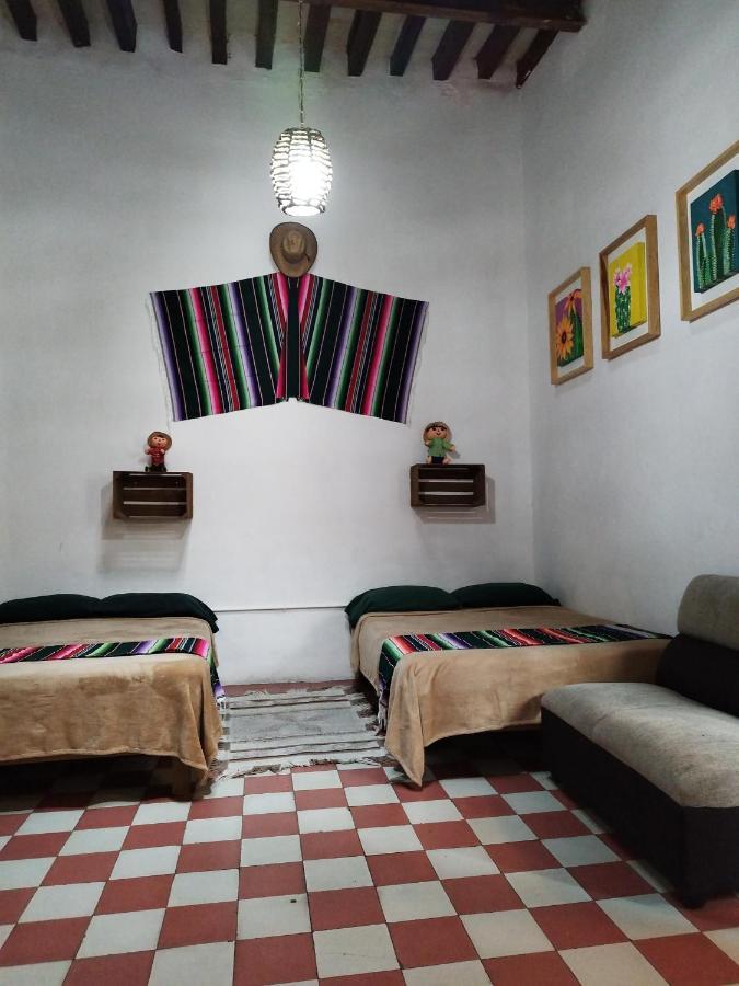 Cuarto Panchito ***Centro Historico*** Apartment Queretaro Bagian luar foto